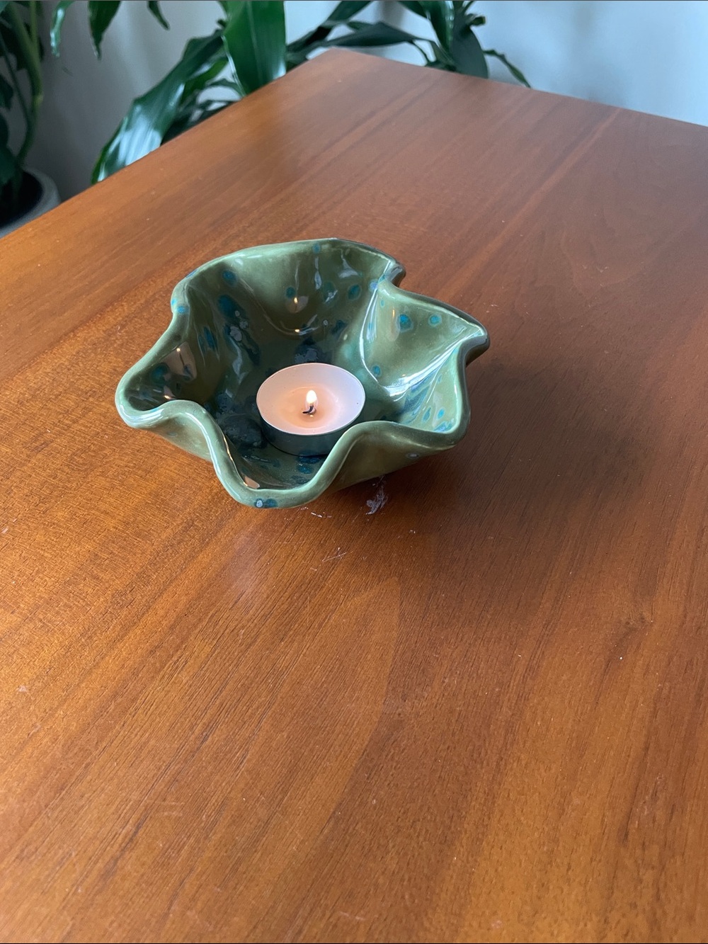 Green Ruffled Ceramic Tealight Holder - Decorative Candle Dish or Ring dish